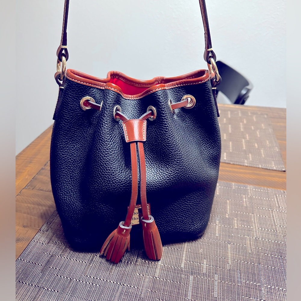 Leather Dooney & Bourke bucket purse
